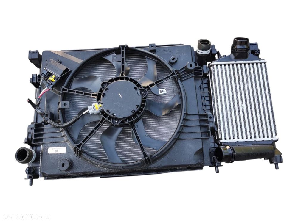 KOMPLET CHŁODNIC CHŁODNICE WENTYLATOR DACIA SANDERO III 1.0 TCE 2021-2025 - 1