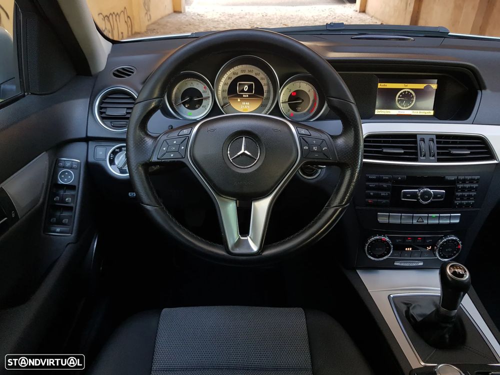 Mercedes-Benz C 220 CDi Avantgarde BlueEfficiency - 44
