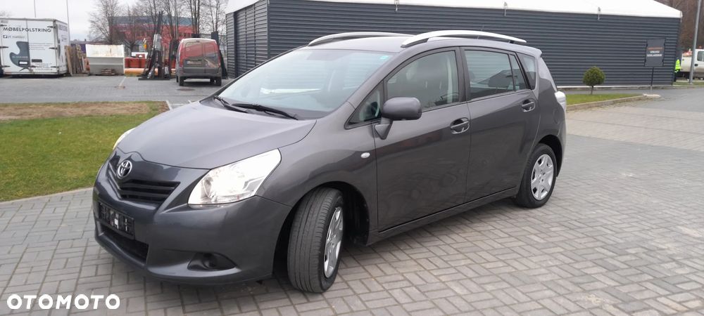 Toyota Verso 2.0 D-4D Edition - 4