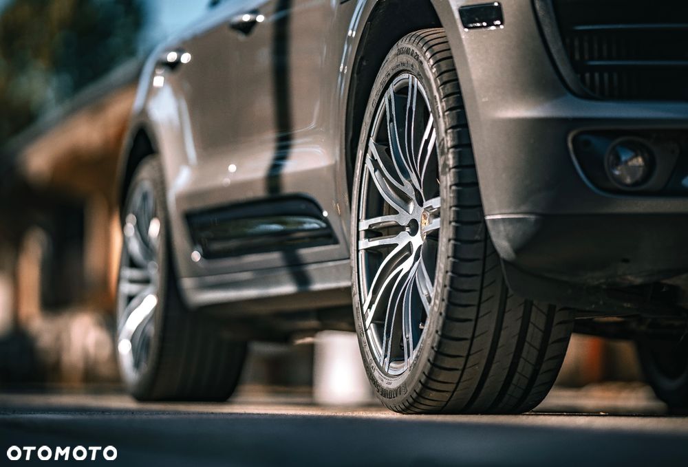 Porsche Macan S - 4