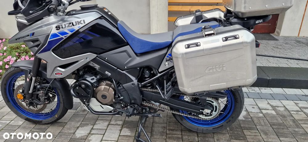Suzuki DL - 16