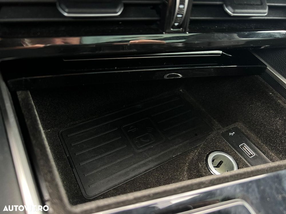 Volkswagen Touareg - 32