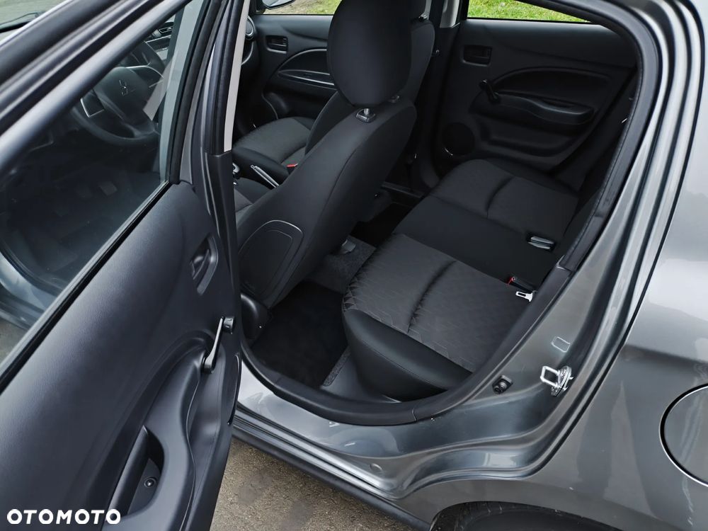 Mitsubishi Space Star 1.2 - 11