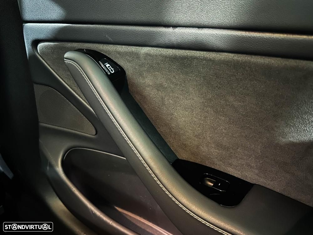 Tesla Model 3 Long-Range Dual Motor AWD - 26