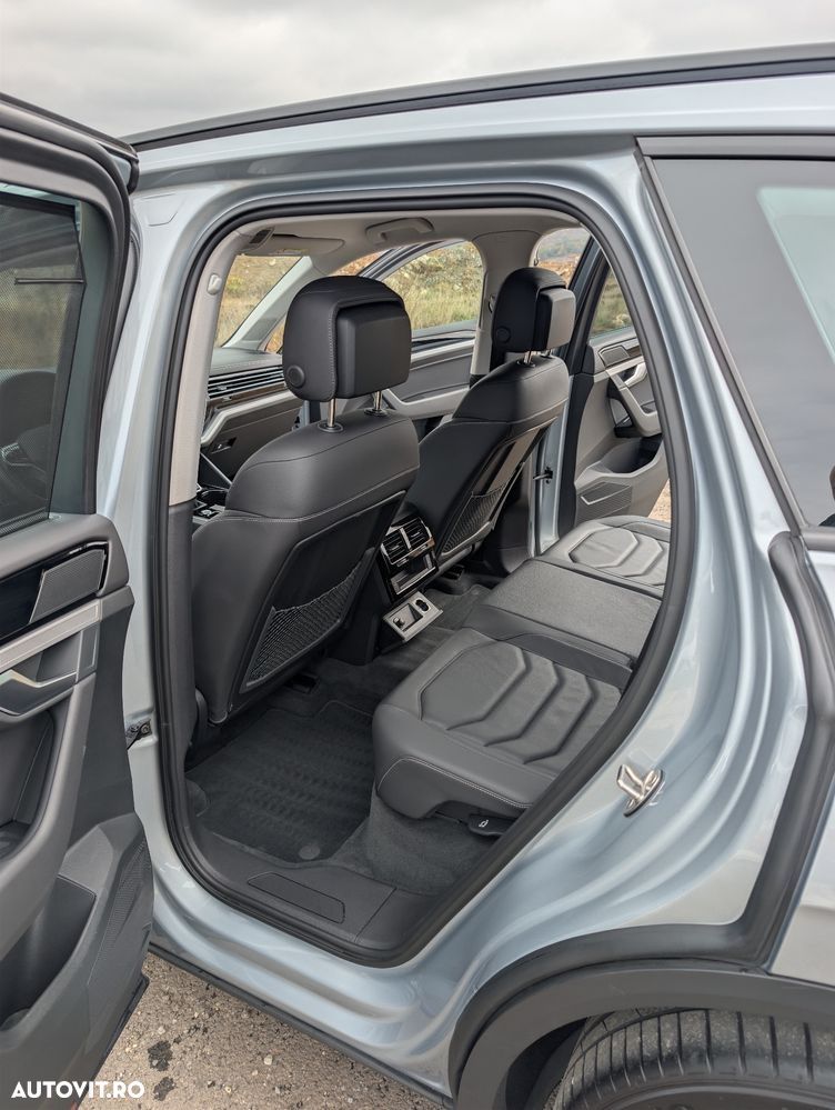 Volkswagen Touareg 3.0 V6 TDI 4Motion DPF Automatik Elegance - 10