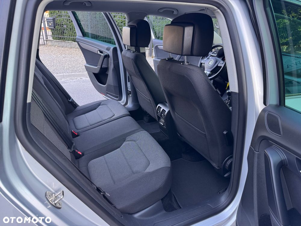 Volkswagen Passat 2.0 TDI Sportline - 17