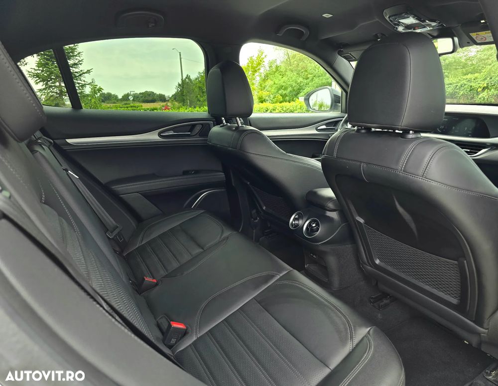 Alfa Romeo Stelvio 2.2 16V AT8 Q4 Veloce - 15