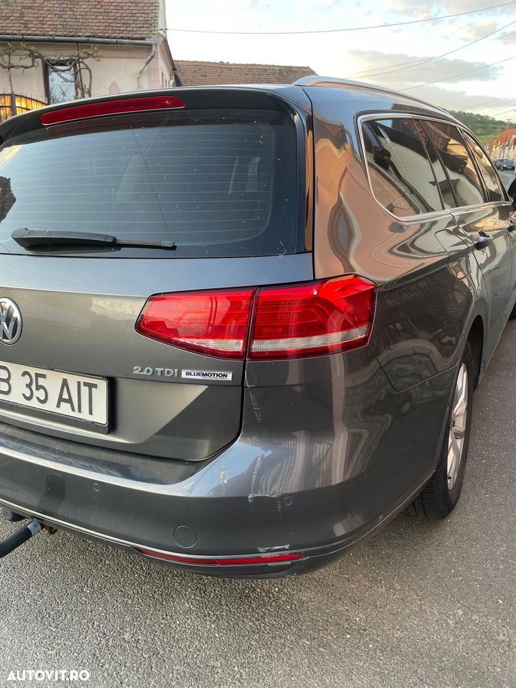 Volkswagen Passat 2.0 TDI (BlueMotion Technology) Comfortline - 3