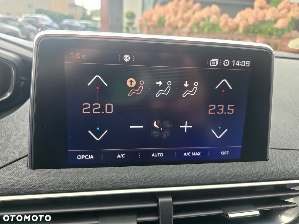 Peugeot 5008 - 31