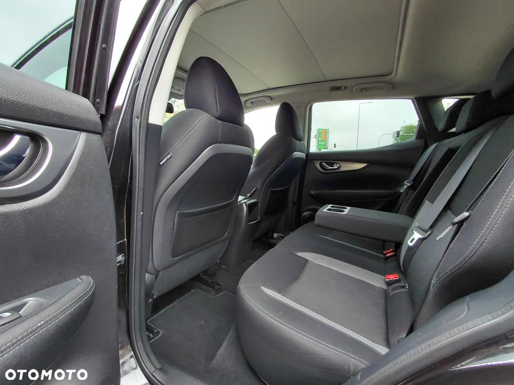 Nissan Qashqai - 12