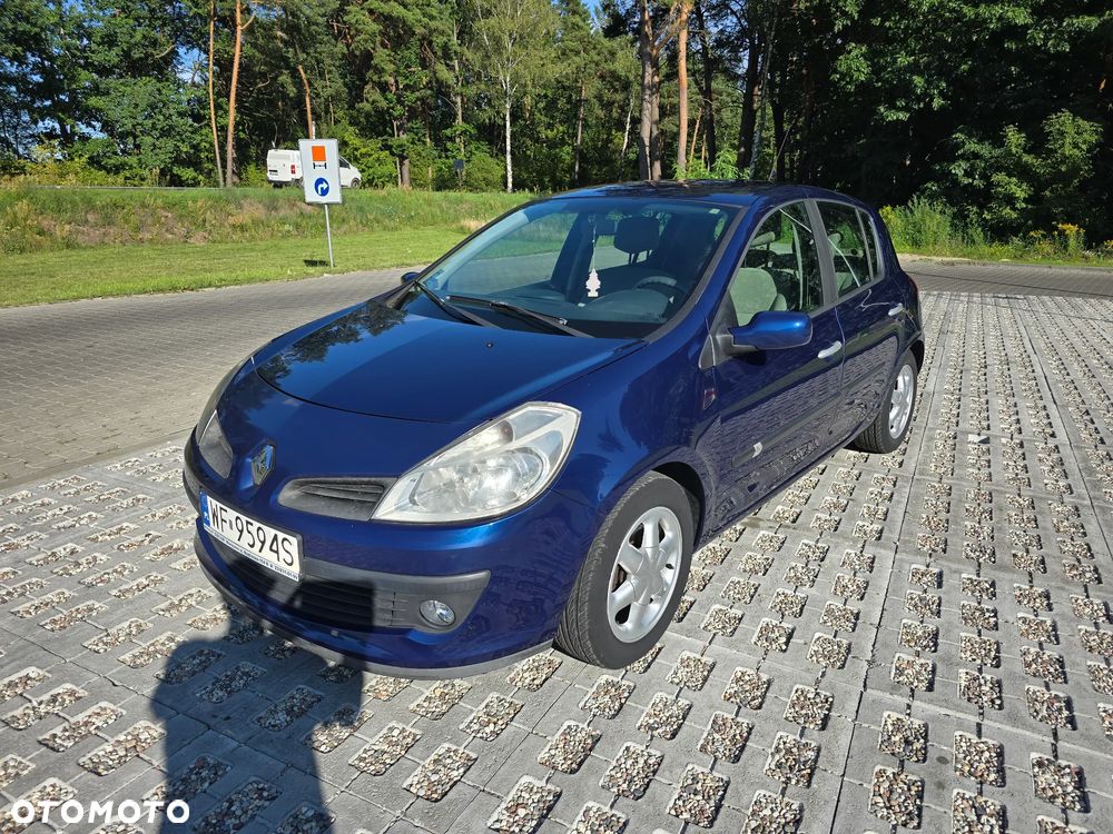 Renault Clio 1.4 16V Dynamique - 1