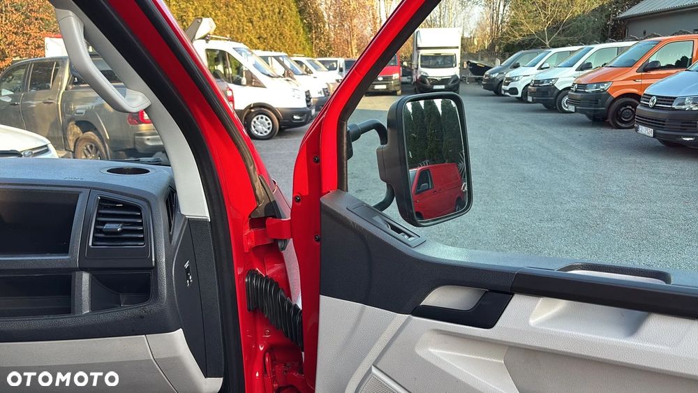 Volkswagen Transporter T6 - 16