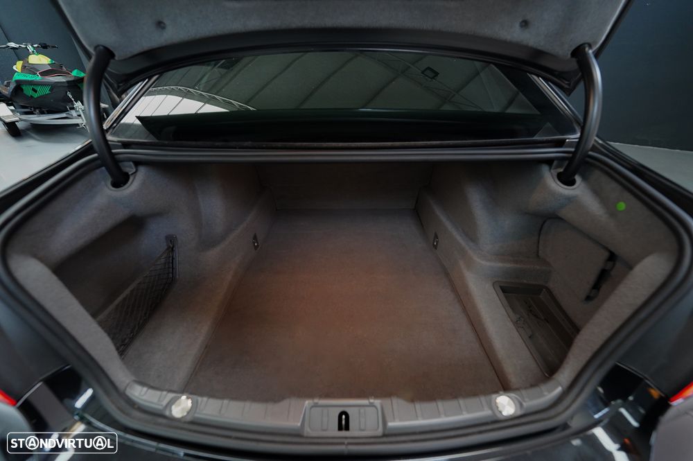 BMW 740 d Pack M - 28