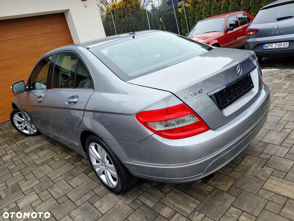 Mercedes-Benz Klasa C 180 Kompressor Avantgarde - 22