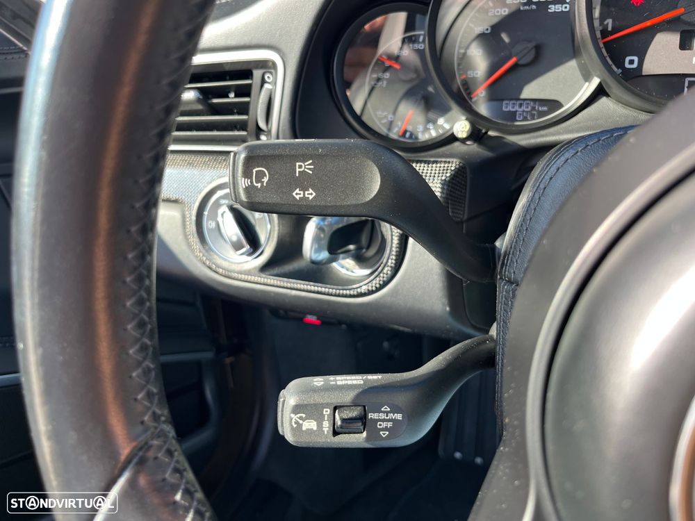 Porsche 911 (991) Turbo S PDK - 45