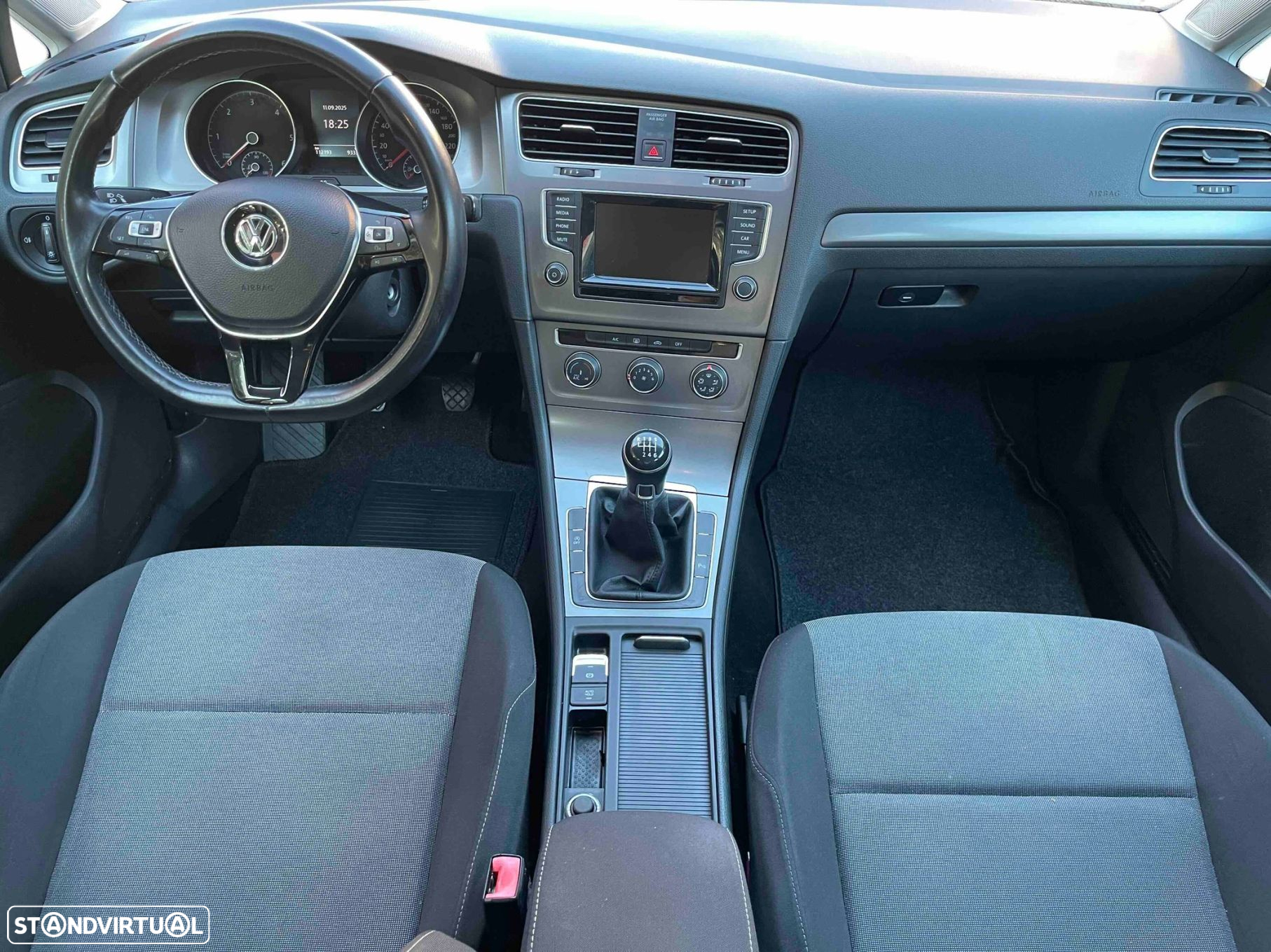 VW Golf Variant 1.6 TDi BlueMotion Confortline - 6