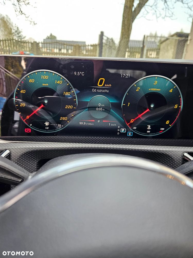 Mercedes-Benz CLA 220 d 4-Matic 8G-DCT - 18