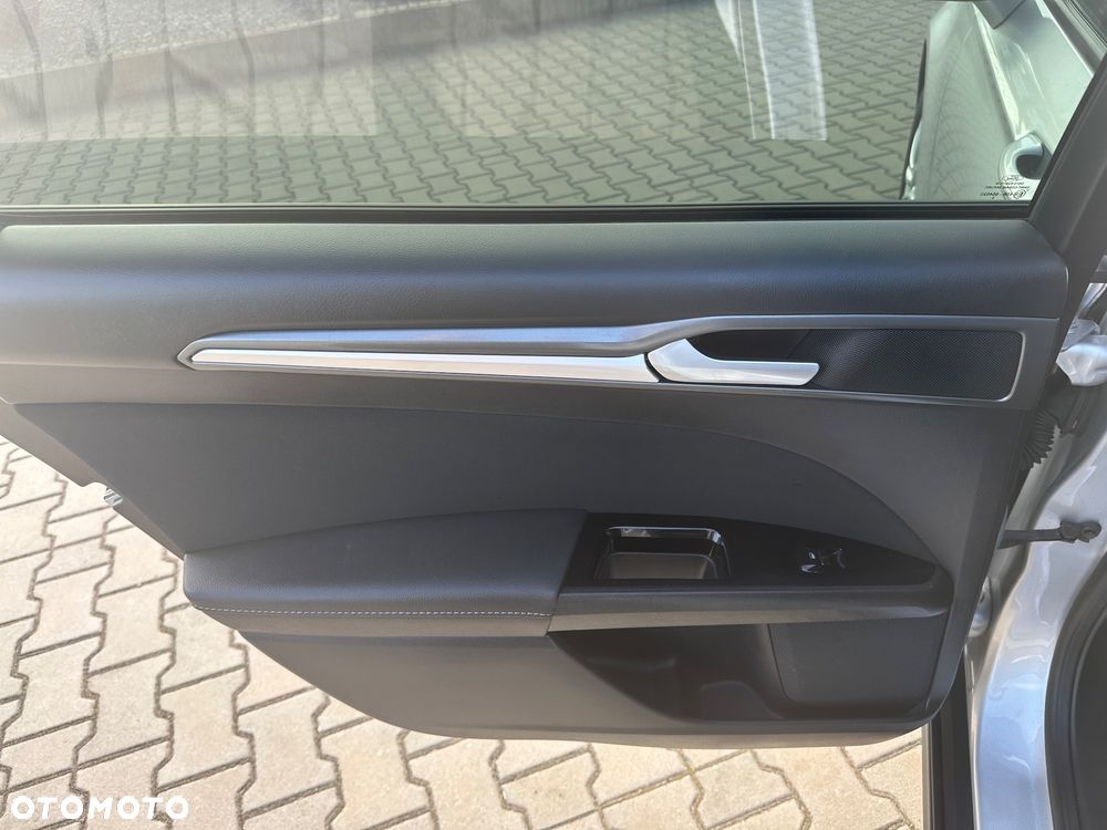 Ford Mondeo Turnier 2.0 TDCi Start-Stopp Business Edition - 20