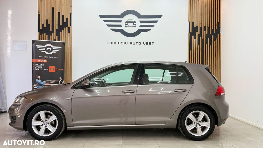 Volkswagen Golf 1.6 TDI BlueMotion Comfortline - 12