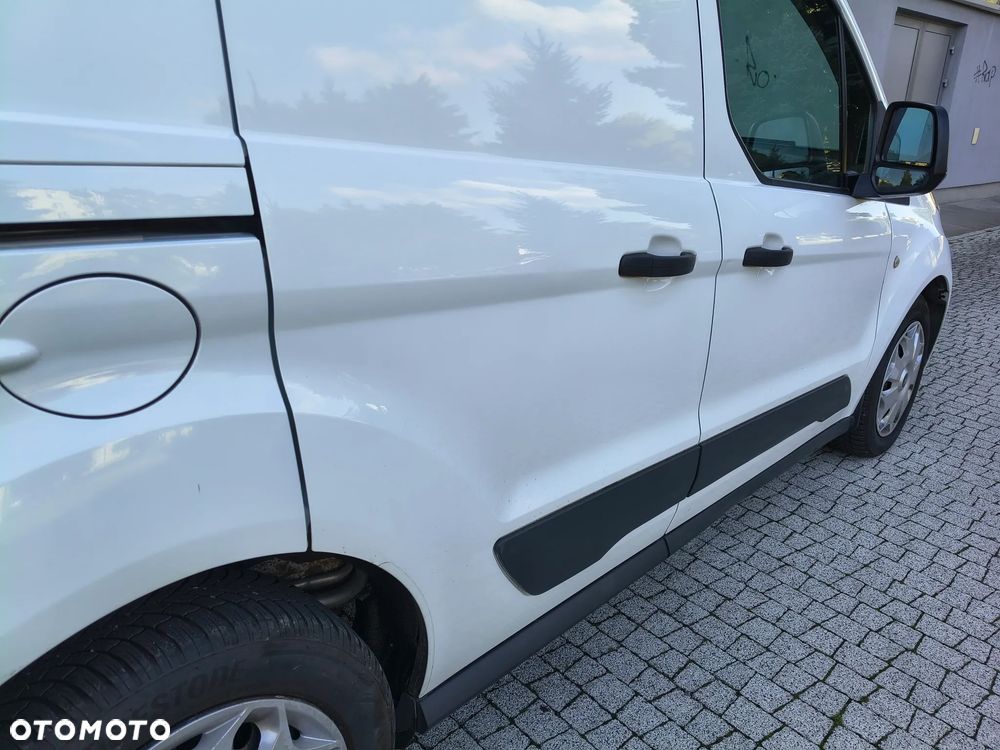 Ford TRANSIT CONNECT 1.5 TDCI (75KM) 5-BIEGÓW KLIMA STAN IDEALNY BEZWYPADKOWY 100% SERWIS KM NIE MA RDZY ! ! ! - 26