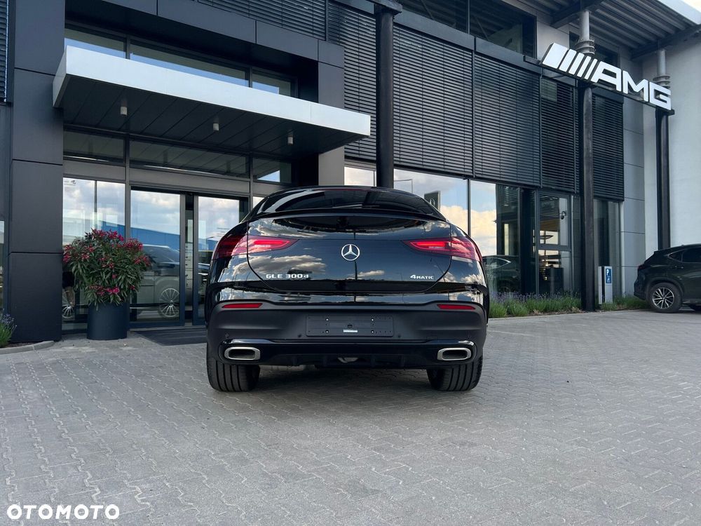 Mercedes-Benz GLE - 22