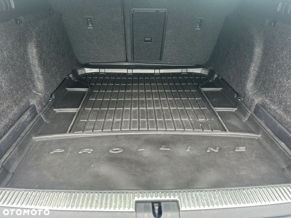 Skoda Superb 2.0 TDI SCR 4x4 Style DSG - 12