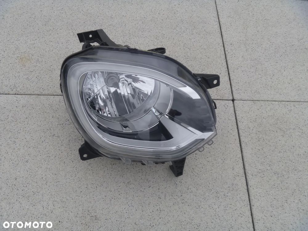 RENAULT TWINGO 3 III LIFT 19-24 LAMPA ZWYKŁA LED ORG 260105001R EUROPA - 1