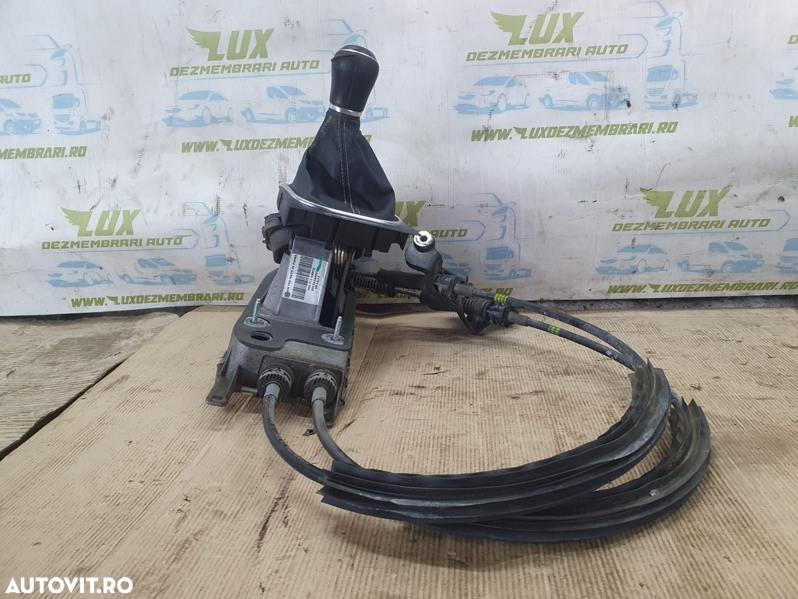 Timonerie manuala 6 trepte 1k0711049cd 1k0711061c Volkswagen VW Golf - 1
