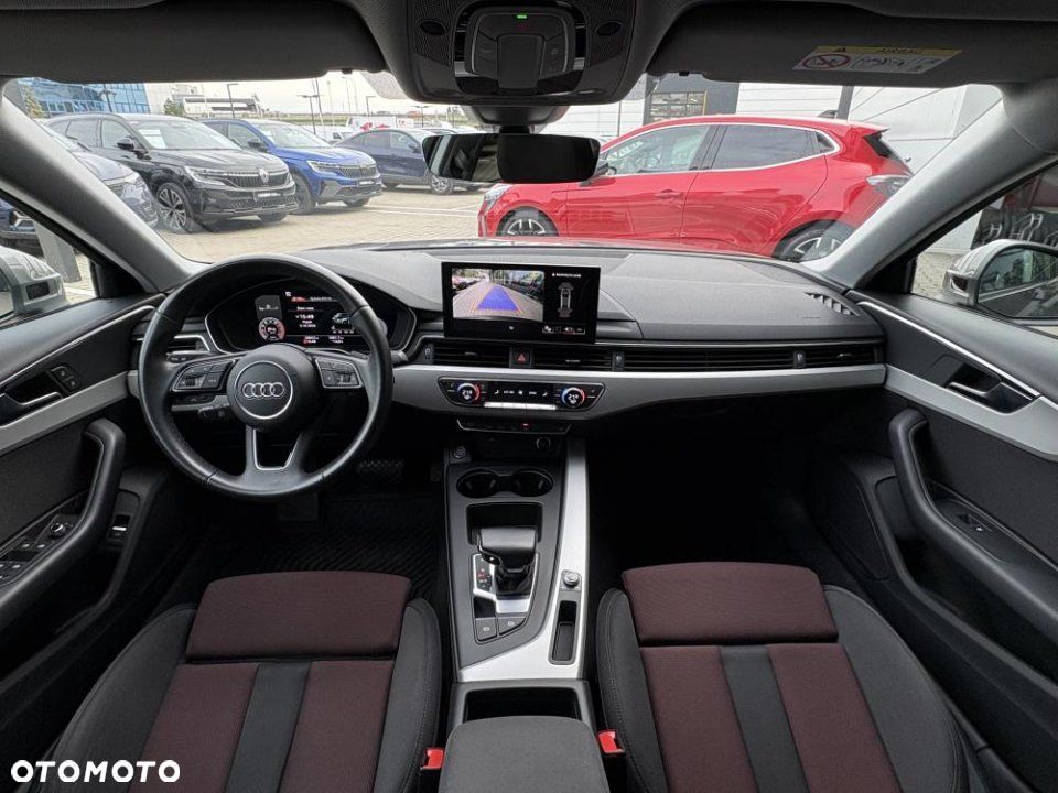 Audi A4 Limousine - 16