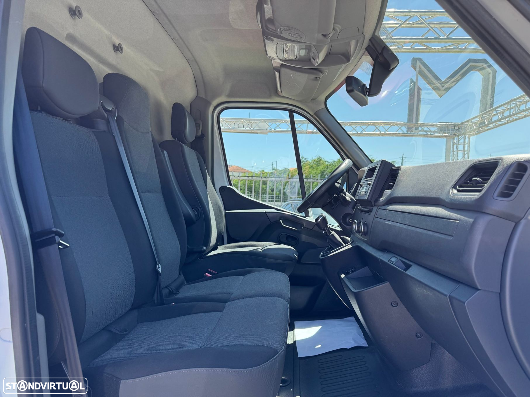 Renault Master 2.3 dCi L2H2 3.5T - 19