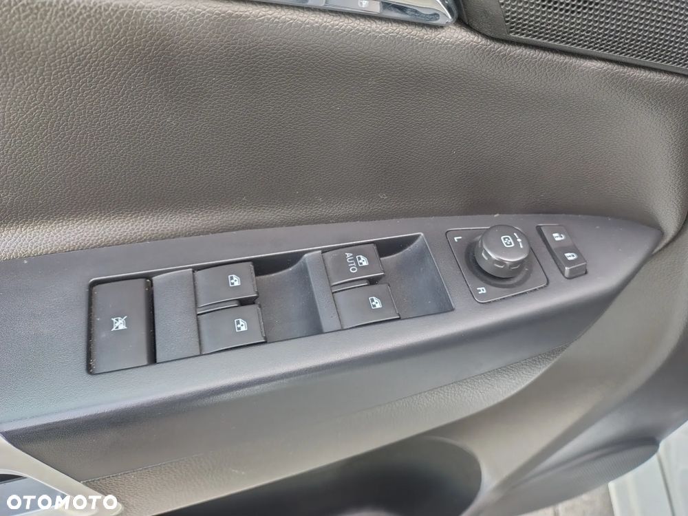 Chevrolet Captiva 2.4 LT+ - 15