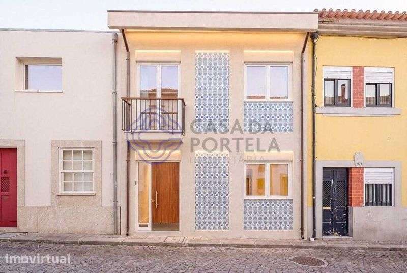 Moradia de Charme na Foz do Douro | Rua Padre Luís Cabral 1019 | Porto - Grande imagem: 2/11