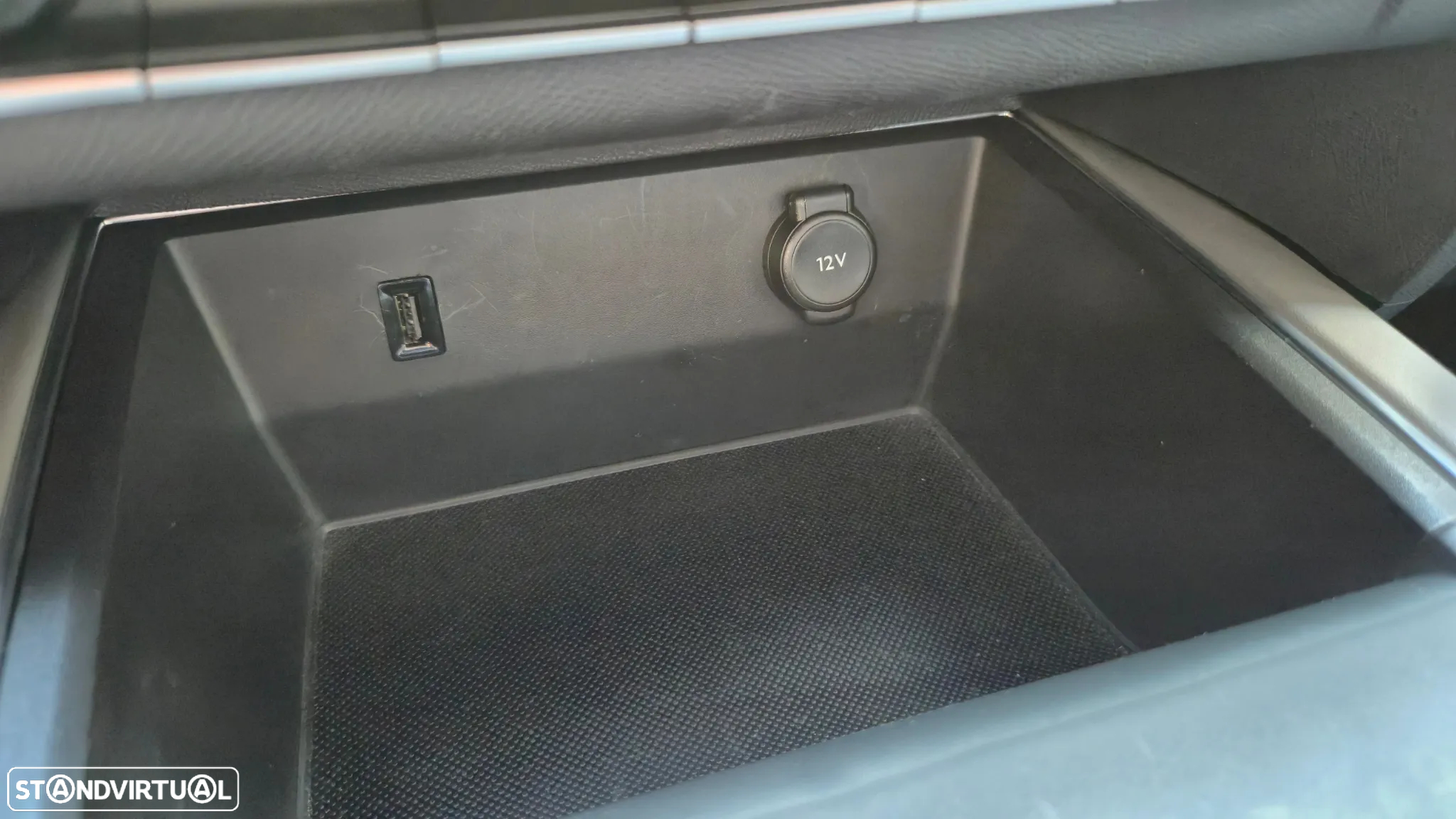 Citroën C5 Aircross 1.6 Hybrid Shine Pack e-EAT8 - 33