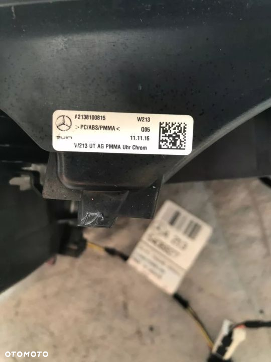 PANEL SRODKOWY TUNEL W213 dekor e klasa e220d amg - 3