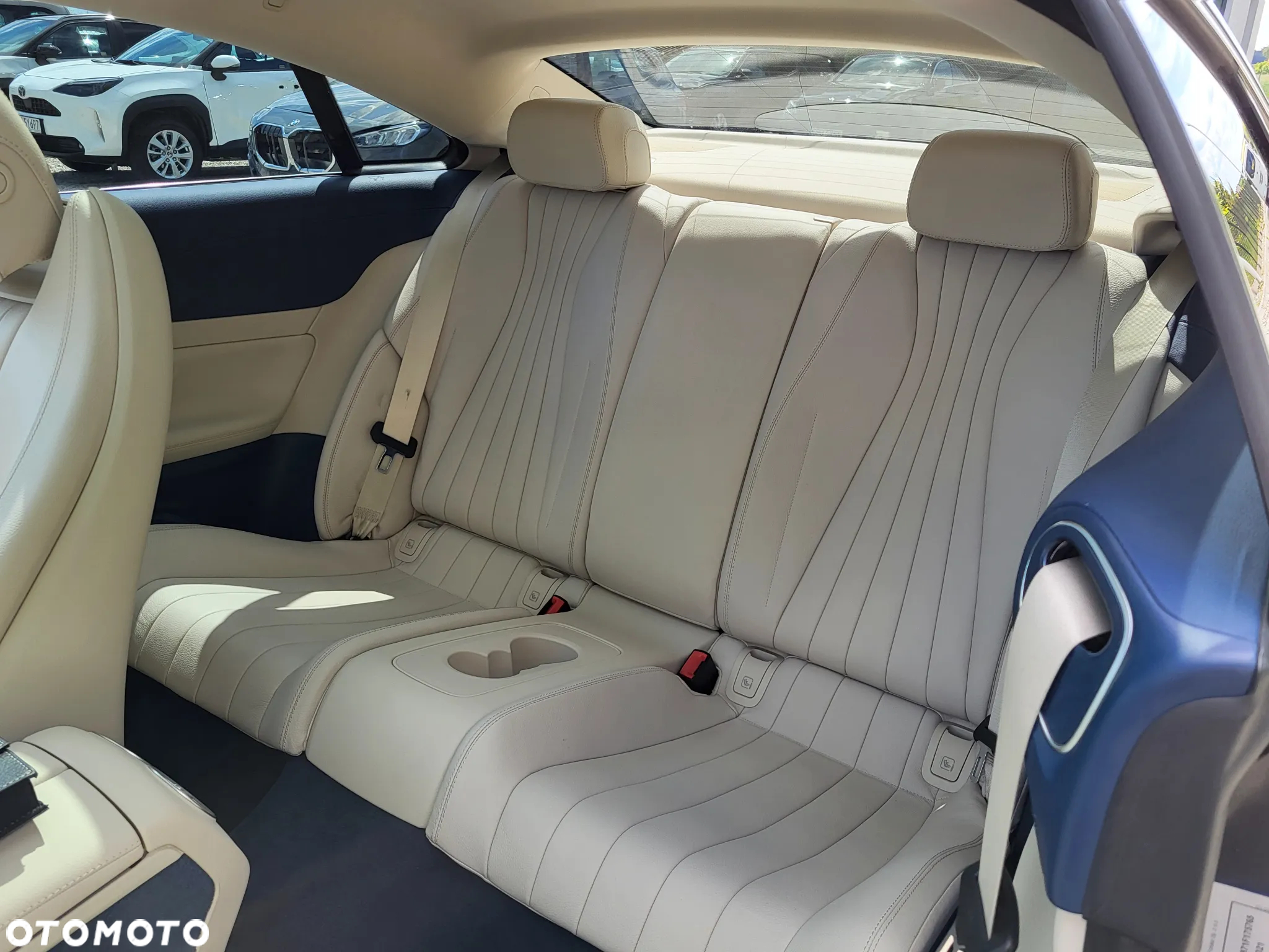 Mercedes-Benz Klasa E 200 Coupe 4-Matic 9G-TRONIC - 12