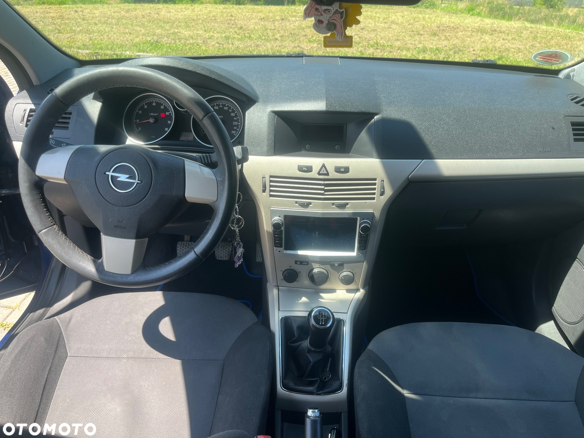 Opel Astra GTC 1.4 - 11
