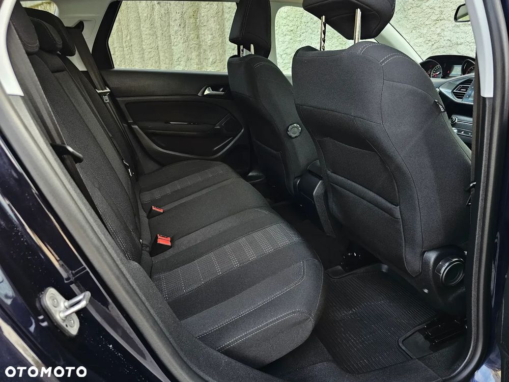 Peugeot 308 SW BlueHDi 150 Stop & Start Business-Line - 13