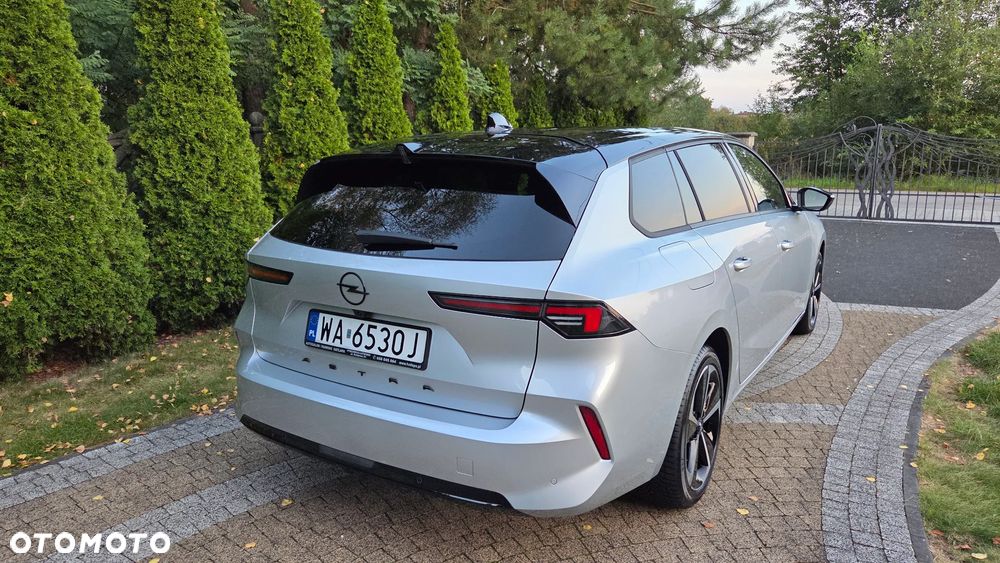 Opel Astra 1.2 T GS Line S&S - 4