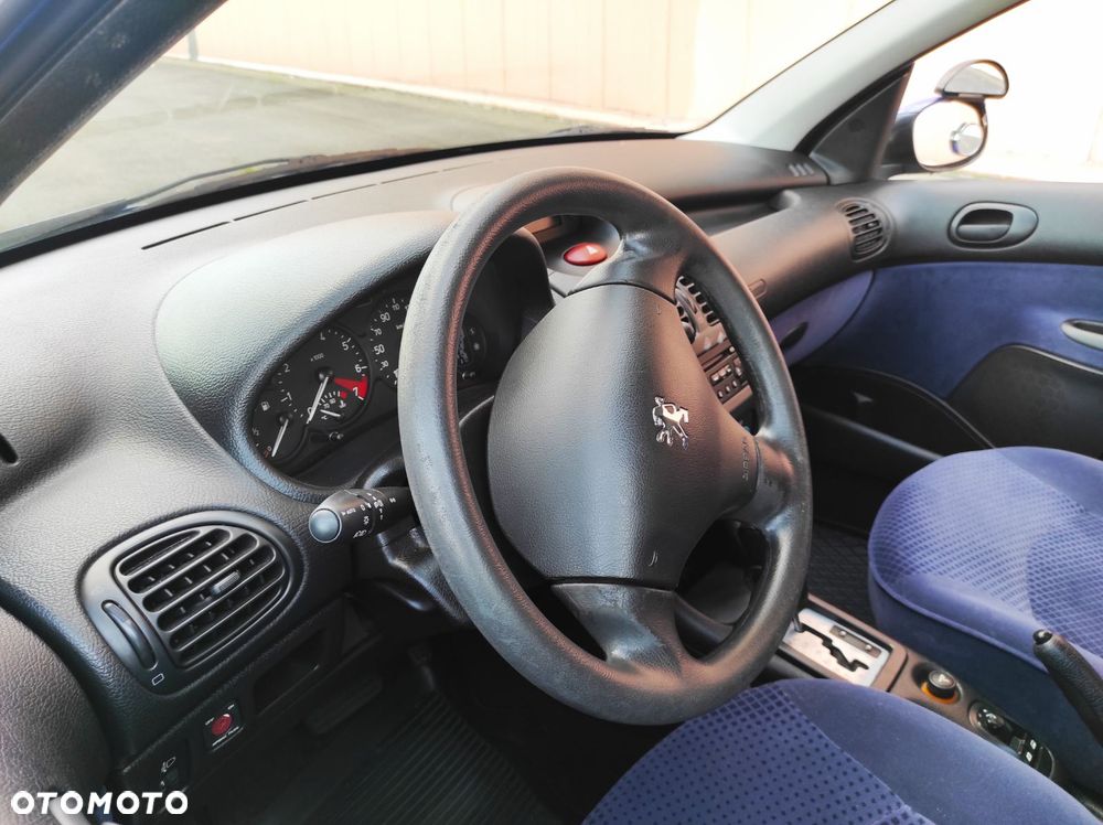 Peugeot 206 1.4 XT - 11