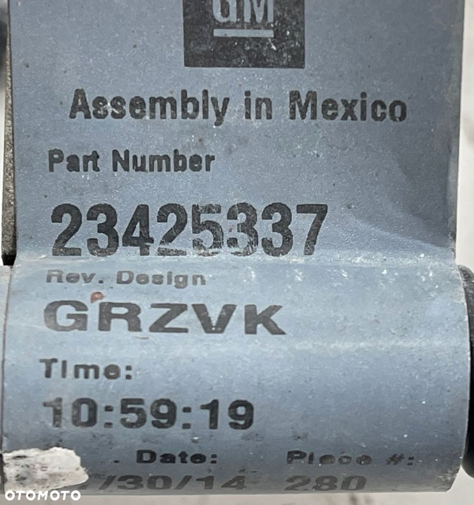 P2 CADILLAC ESCALADE IV 14 - KABEL KLEMA PLUS + AKUMULATORA 23472550 - 3