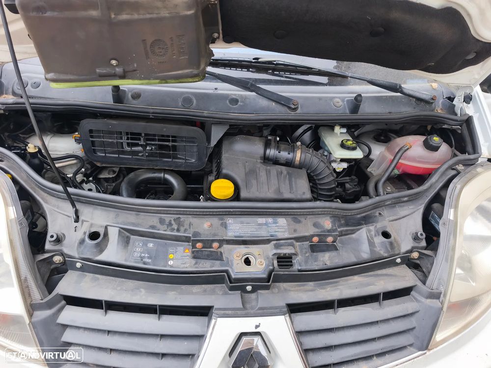 Renault Trafic - 6