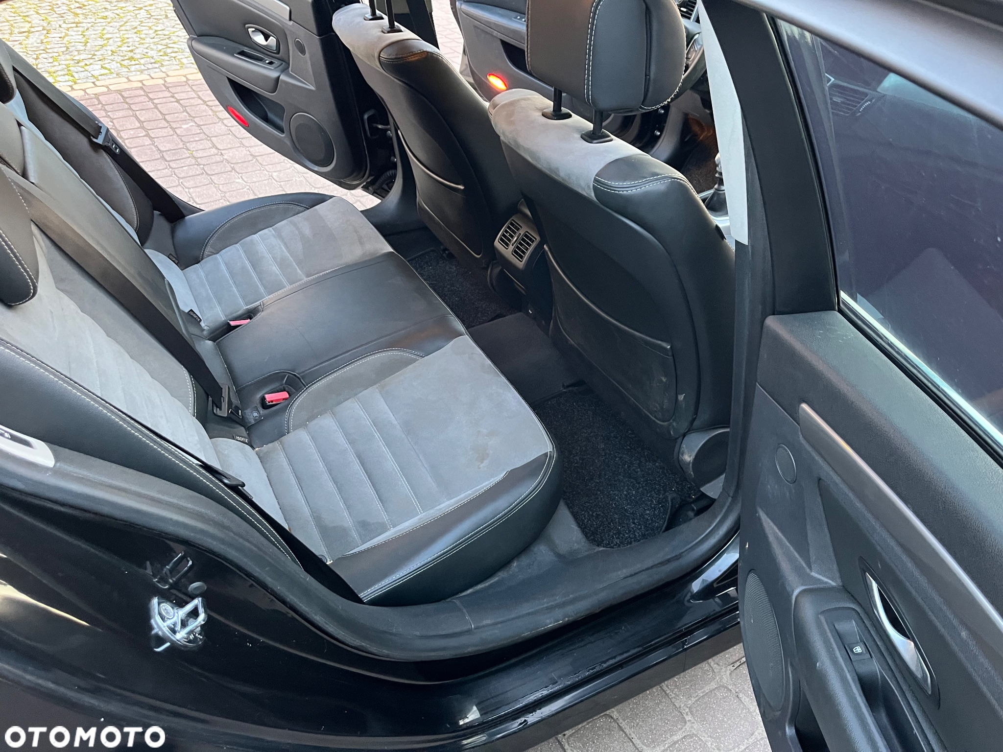 Renault Laguna 2.0 dCi FAP Dynamique - 16
