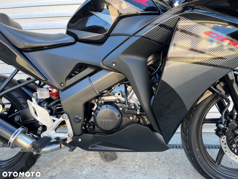 Honda CBR - 11