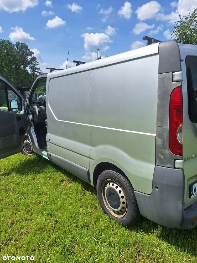 Renault TRAFIC - 8