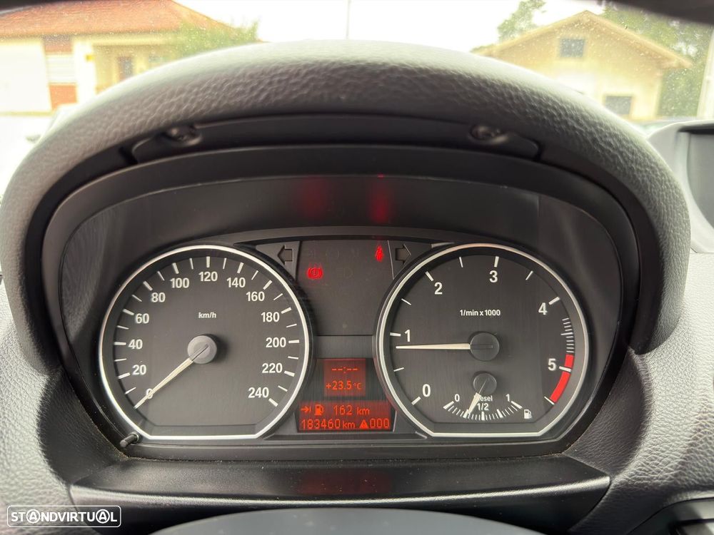 BMW 118 d - 19