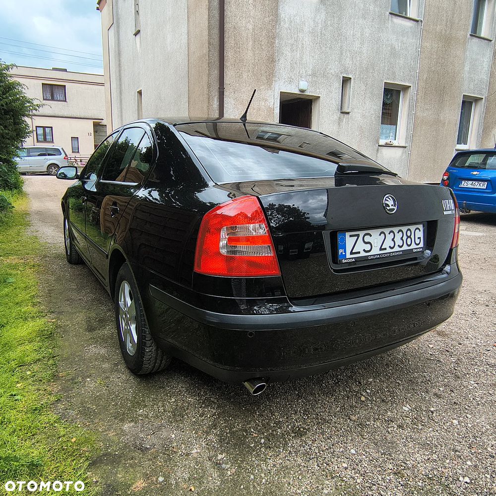 Skoda Octavia 1.6 FSI Classic - 8