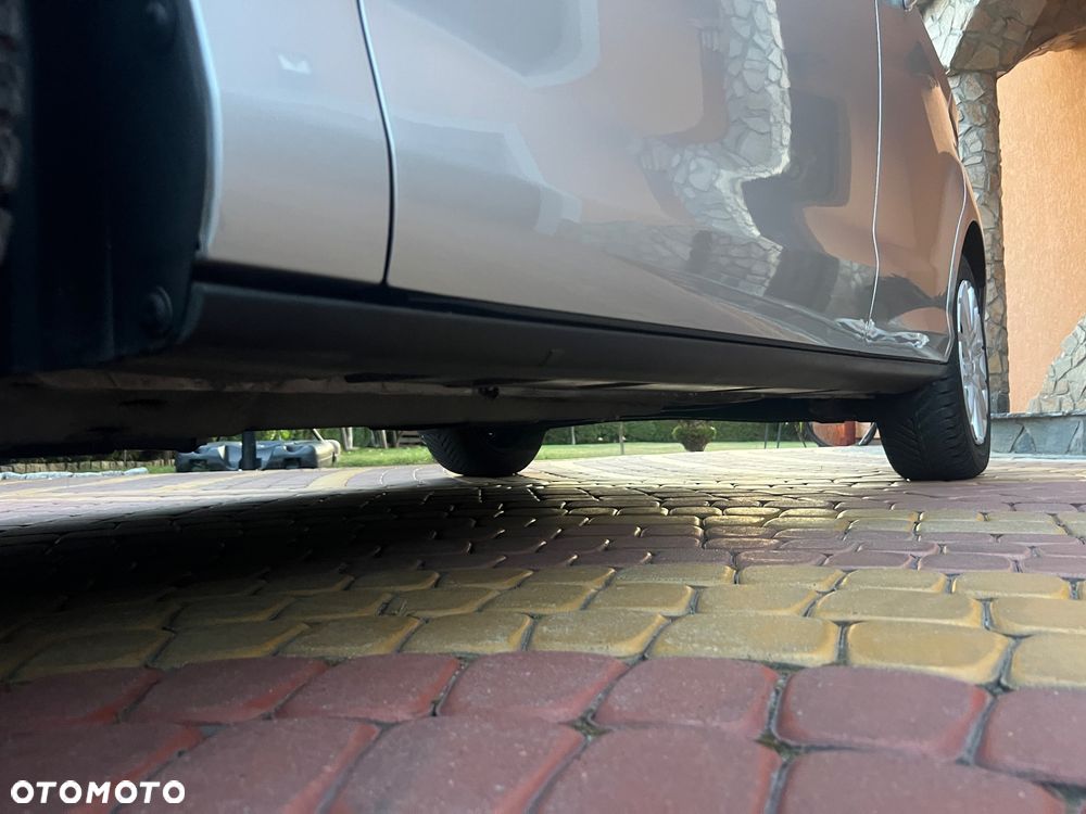 Ford B-MAX - 32