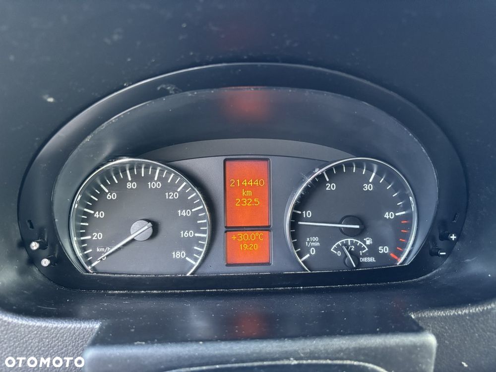 Mercedes-Benz Sprinter 514 - 27