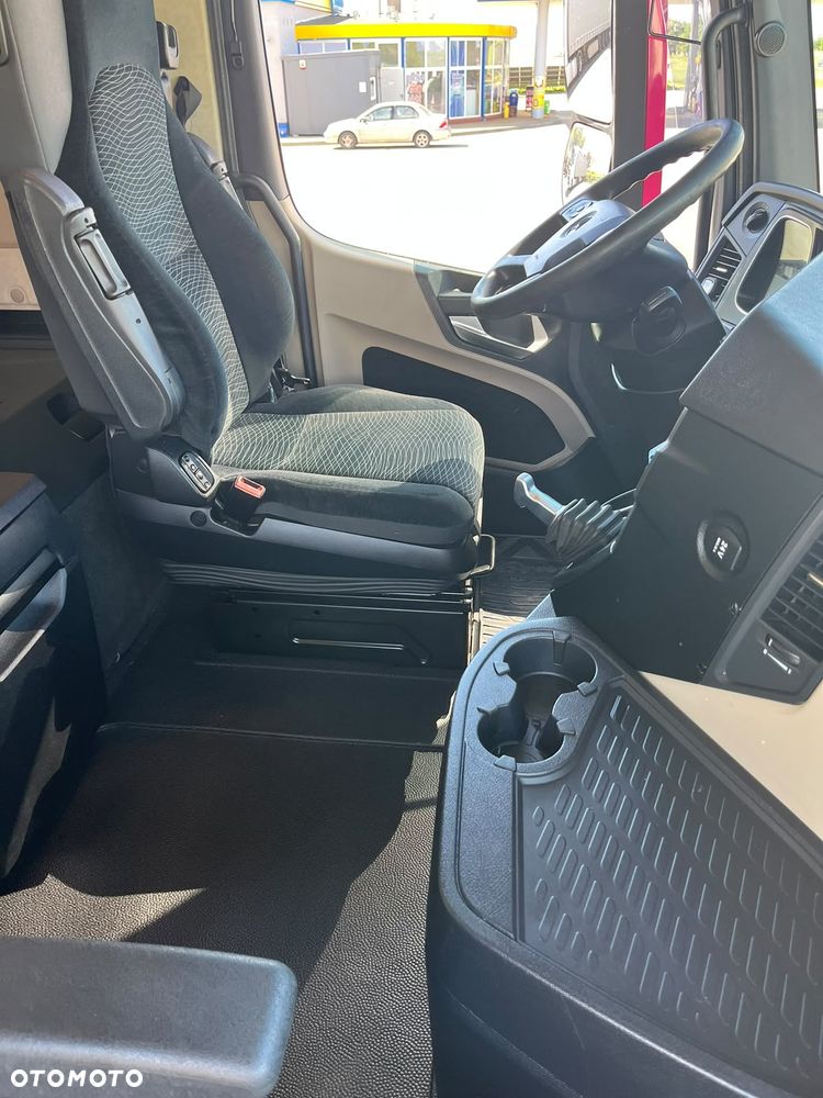 Mercedes-Benz Wynajem MERCEDES ACTROS LOW DECK - 20