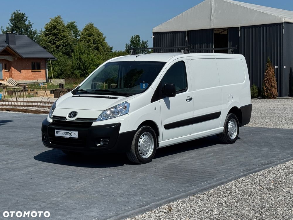 Toyota PROACE / BOCZNE DRZWI / TYLNE DRZWI OTWIERANE NA BOKI / Z NIEMIEC